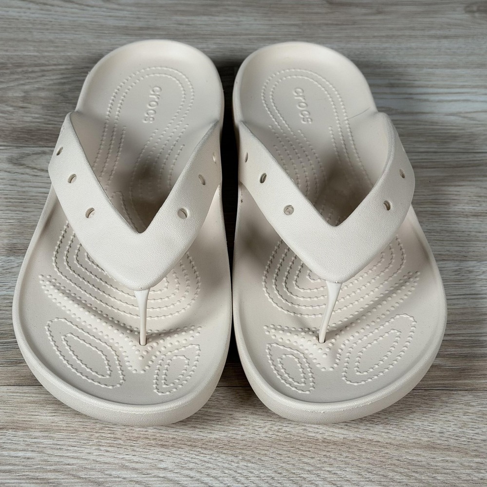 Crocs Classic Flip Flops V2 Mens Size 11 Bone Beige White Sandals Beach Casual